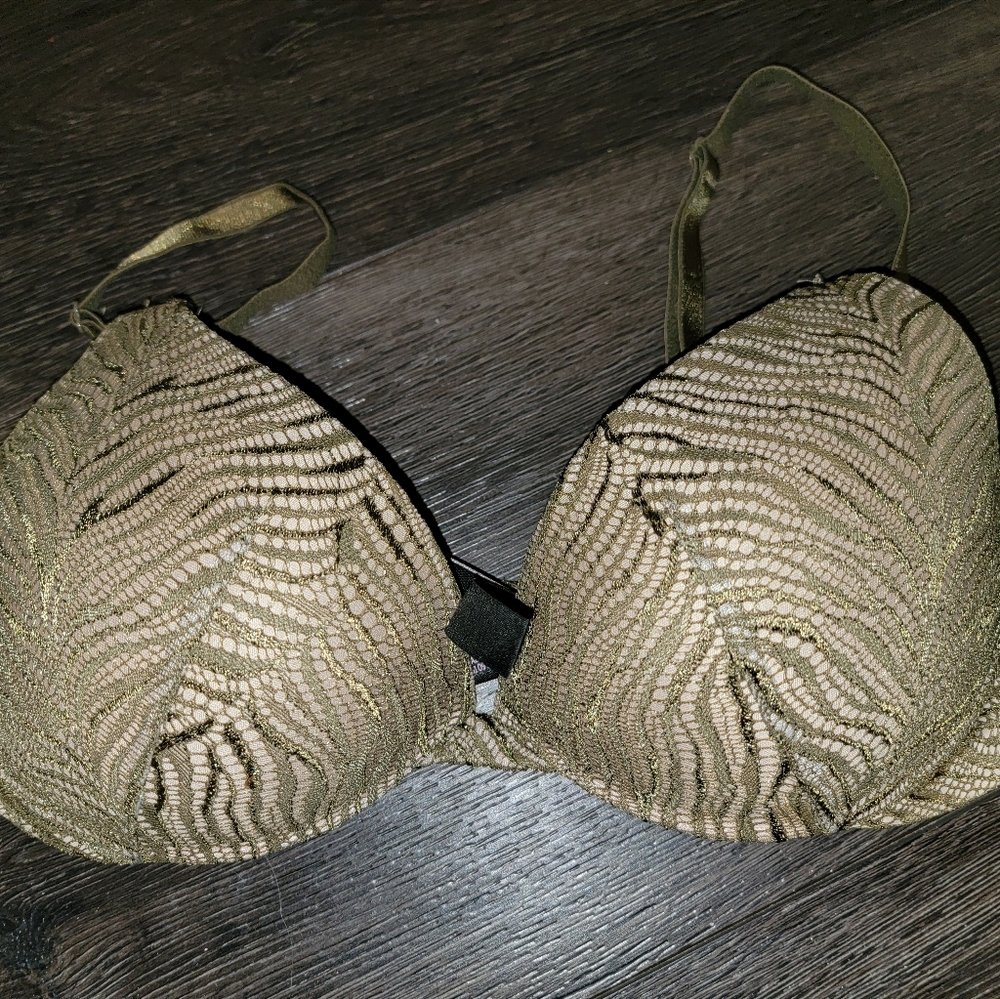 Victoria's Secret 32D Very Sexy Bra